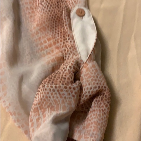 Blouse~NWOT - Picture 2 of 3